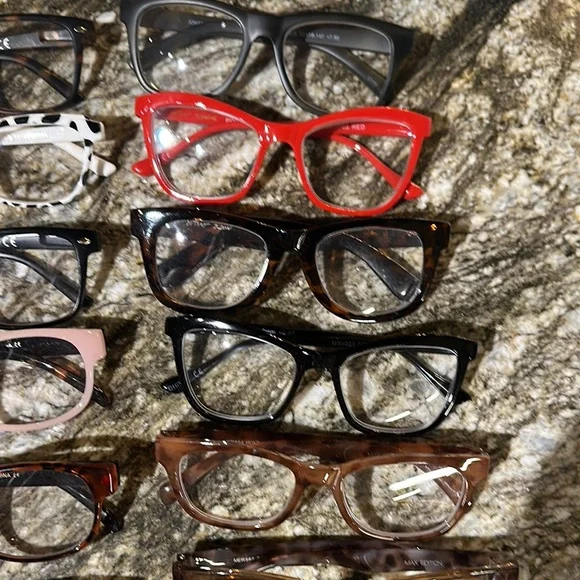 Stylish Eyeglasses Collection - Picture 3 of 4